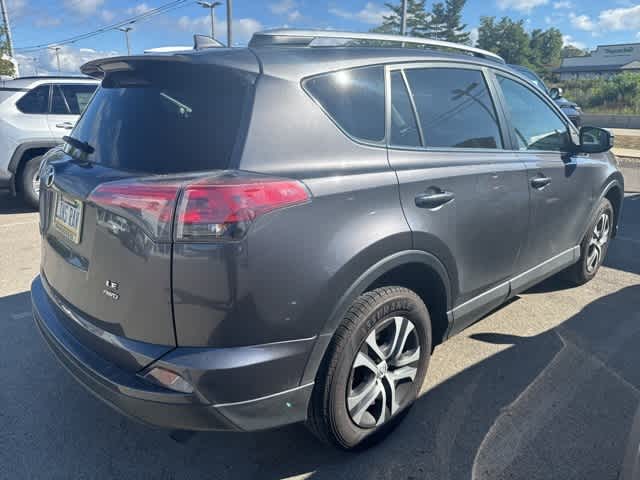 Thumbnail: 2016 Toyota RAV4 - 3