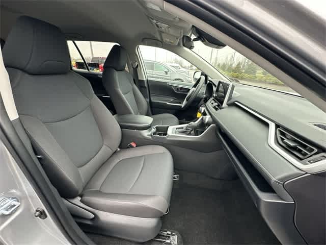 Thumbnail: 2025 Toyota RAV4 - 18