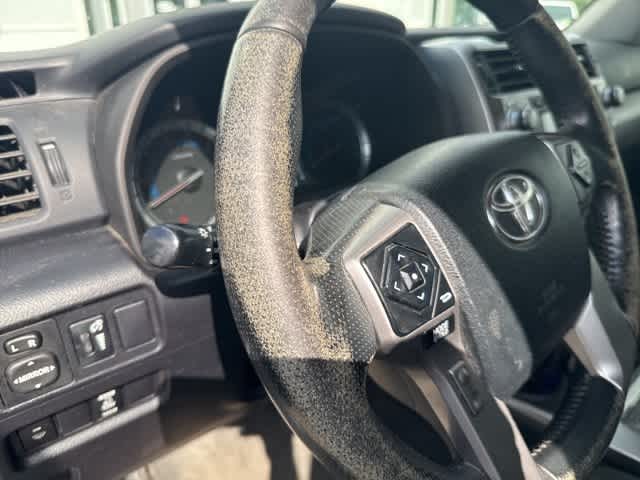 Thumbnail: 2014 Toyota 4Runner - 8