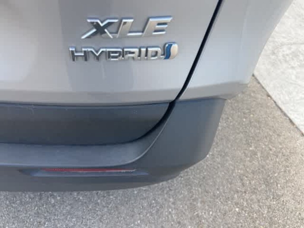 Used 2022 Toyota RAV4 Hybrid XLE SUV