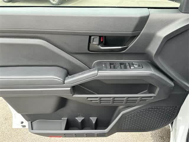 2024 Toyota Tacoma SR 16