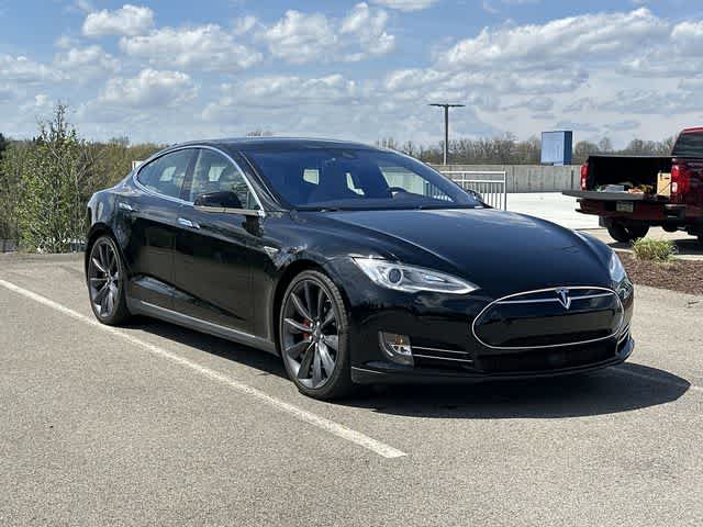 Thumbnail: 2015 Tesla Model S - 21