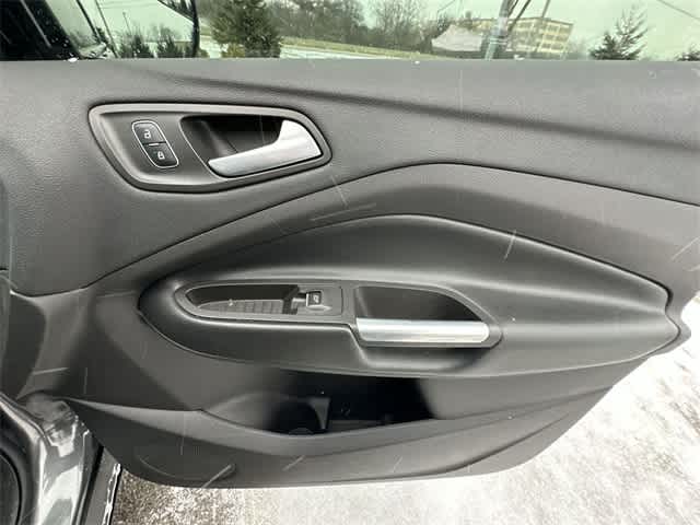 Thumbnail: 2019 Ford Escape - 20