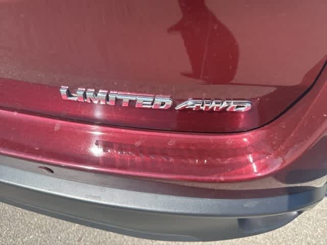 Thumbnail: 2014 Toyota Highlander - 4