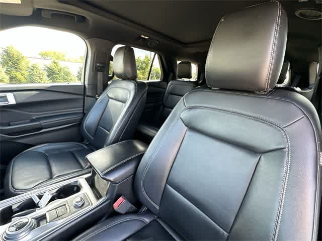 Thumbnail: 2020 Ford Explorer - 15