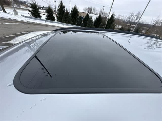 Thumbnail: 2025 Toyota RAV4 - 6