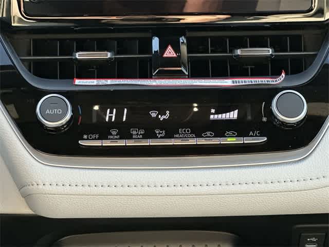 Thumbnail: 2025 Toyota Corolla - 13