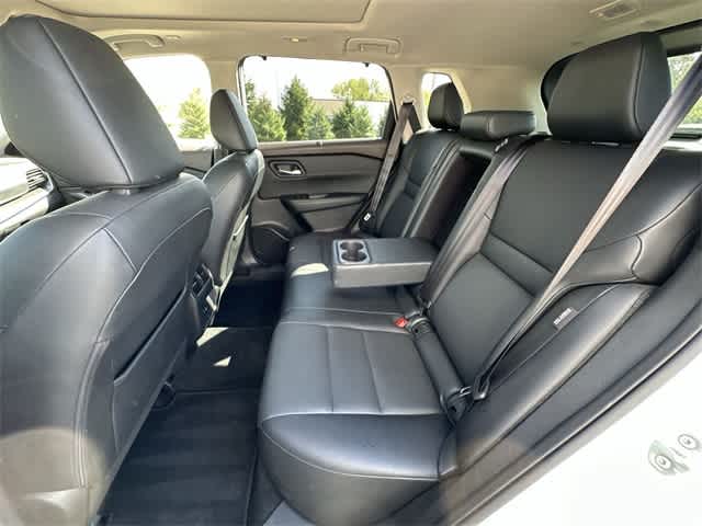 Thumbnail: 2022 Nissan Rogue - 17