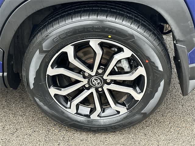 Thumbnail: 2023 Toyota Corolla Cross - 5