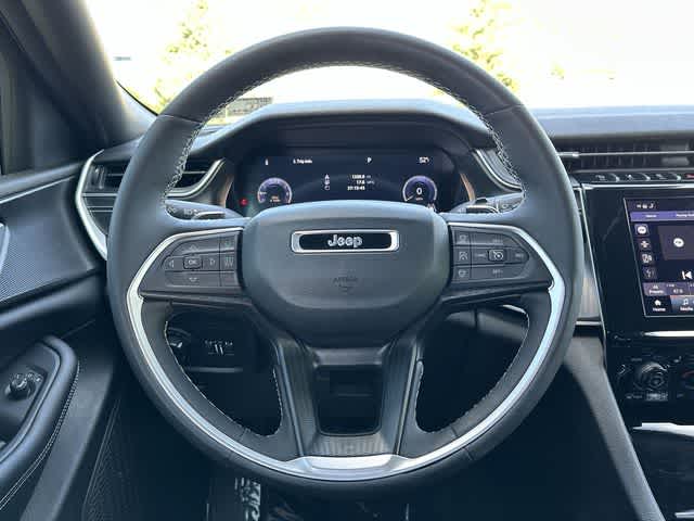 Thumbnail: 2023 Jeep Grand Cherokee - 8