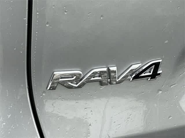 Thumbnail: 2025 Toyota RAV4 - 25