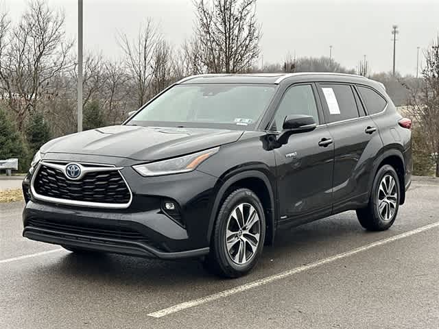 Thumbnail: 2021 Toyota Highlander - 1
