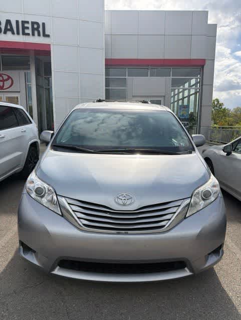 2016 Toyota Sienna LE -
                  Cranberry Township, PA