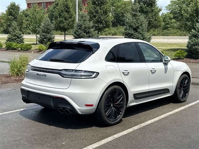 Thumbnail: 2023 Porsche Macan - 24