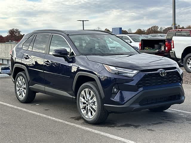 Thumbnail: 2025 Toyota RAV4 - 29