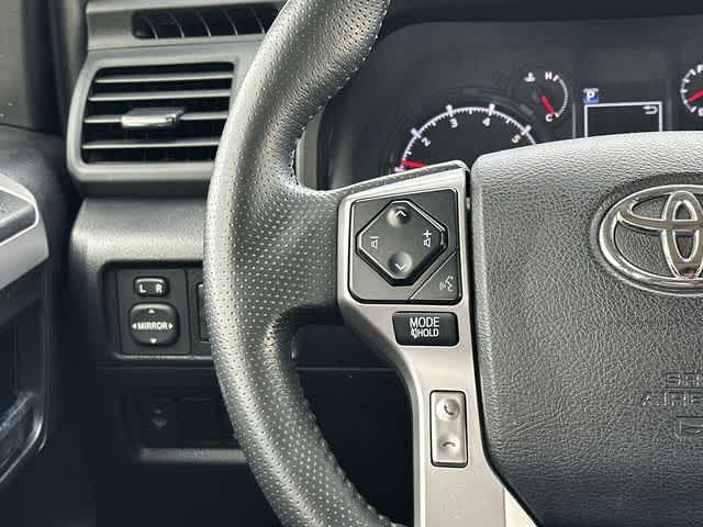 Thumbnail: 2021 Toyota 4Runner - 9