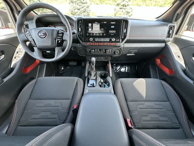 Thumbnail: 2025 Nissan Frontier - 18