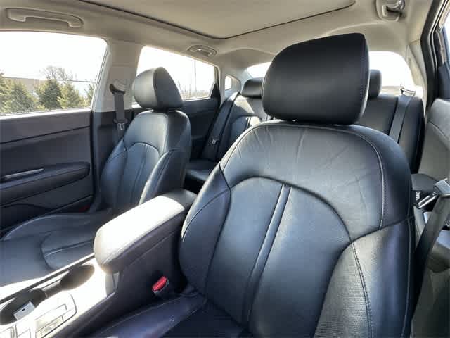 Thumbnail: 2020 Kia Optima - 16