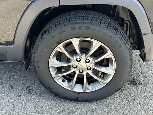 Thumbnail: 2019 Jeep Cherokee - 5
