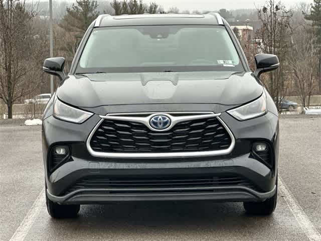 Thumbnail: 2021 Toyota Highlander - 31