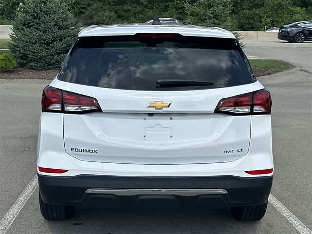 Thumbnail: 2022 Chevrolet Equinox - 4
