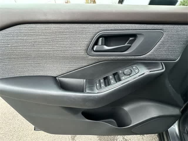 Thumbnail: 2023 Nissan Rogue - 16