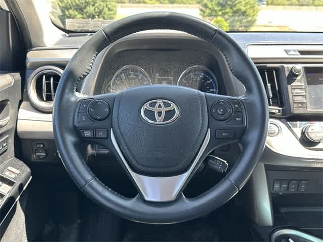 Thumbnail: 2017 Toyota RAV4 - 8