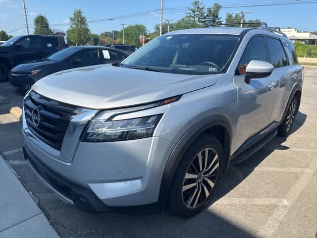 Thumbnail: 2023 Nissan Pathfinder - 2
