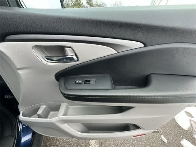 Thumbnail: 2022 Honda Ridgeline - 23