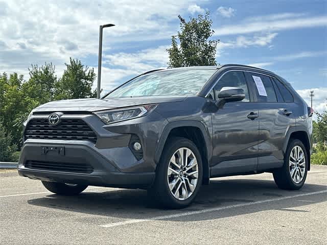 Thumbnail: 2019 Toyota RAV4 - 19