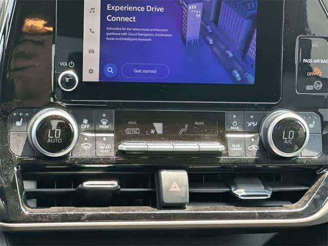 2024 Toyota Highlander XLE 14