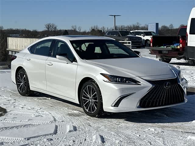 Thumbnail: 2024 Lexus ES - 22
