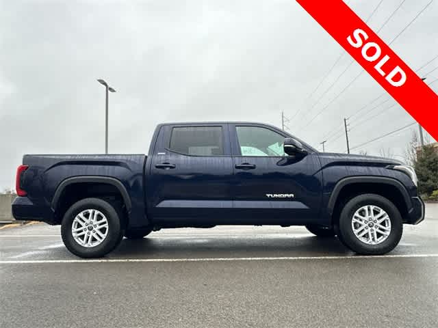 Thumbnail: 2024 Toyota Tundra - 3