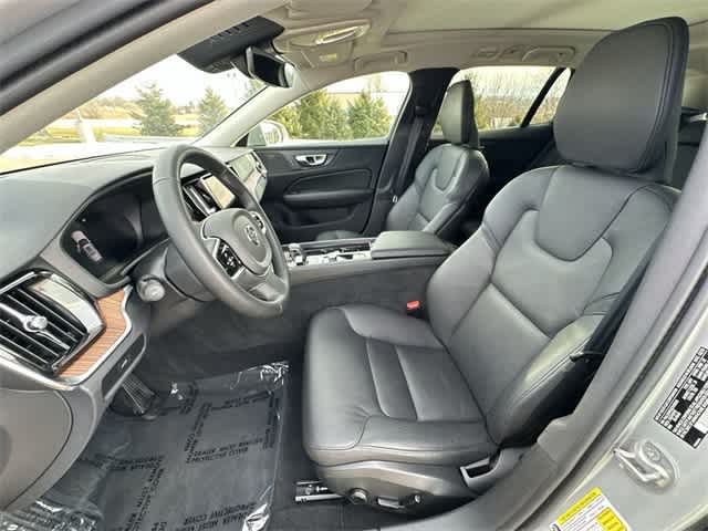 Thumbnail: 2025 Volvo S60 - 18