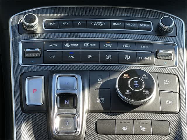 Thumbnail: 2023 Hyundai Santa Fe - 16