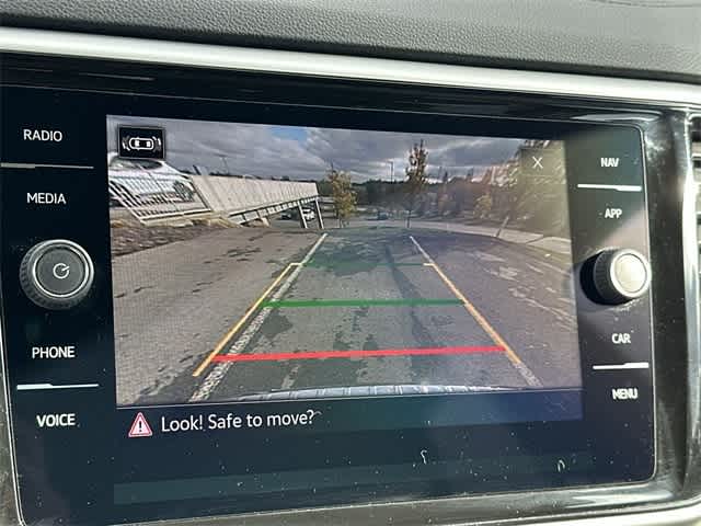 Thumbnail: 2022 Volkswagen Atlas - 14