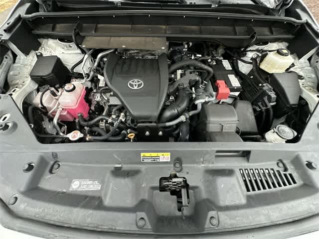 Thumbnail: 2023 Toyota Highlander - 26