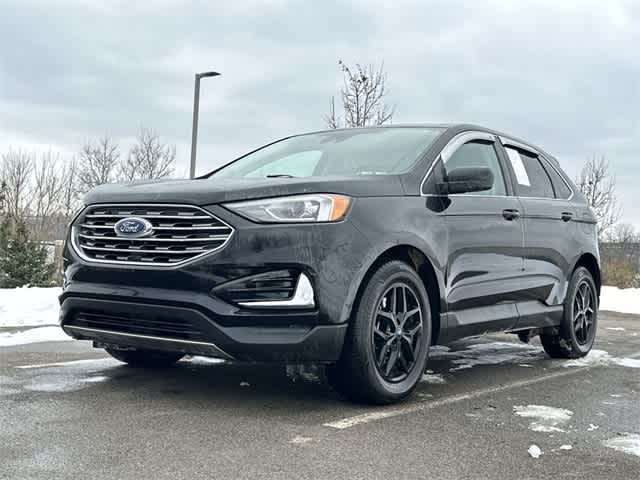 Thumbnail: 2022 Ford Edge - 18