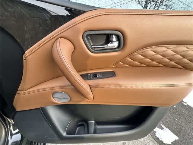 Thumbnail: 2024 INFINITI QX80 - 21