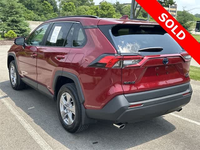 2022 Toyota RAV4 XLE 31
