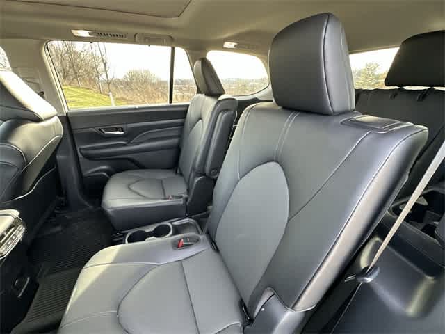 Thumbnail: 2024 Toyota Grand Highlander - 15