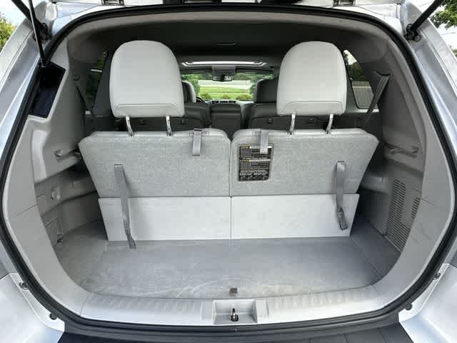 Thumbnail: 2012 Toyota Highlander - 24