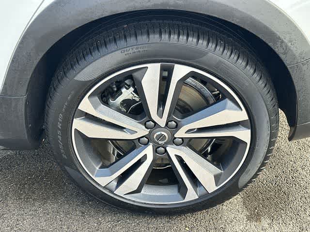 Thumbnail: 2025 Volvo S60 - 5