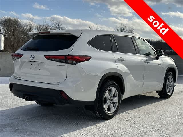 Thumbnail: 2021 Toyota Highlander - 33