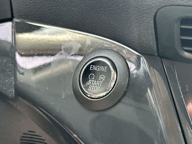 Thumbnail: 2014 Ford Escape - 10