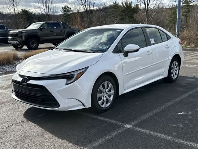2026 Toyota Corolla LE's photo