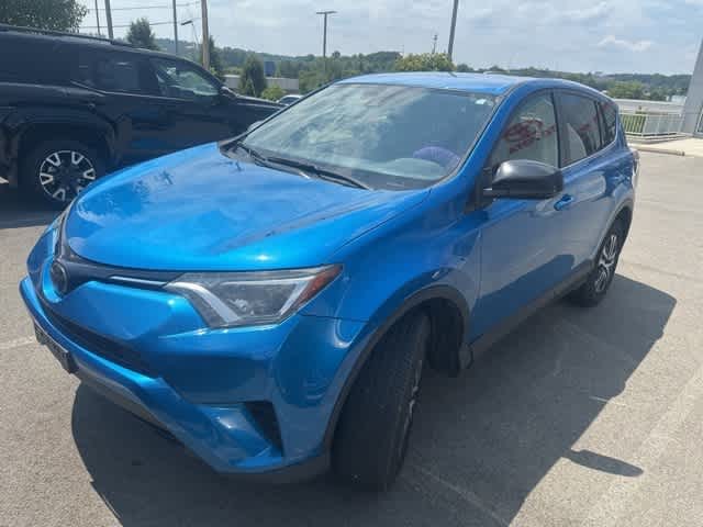 Thumbnail: 2018 Toyota RAV4 - 1