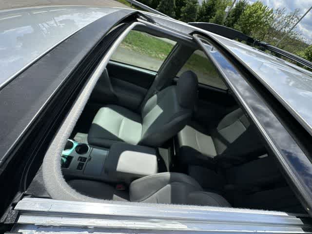 Thumbnail: 2012 Toyota Highlander - 6