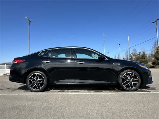 Thumbnail: 2020 Kia Optima - 3