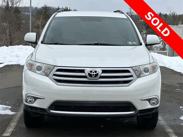 Thumbnail: 2012 Toyota Highlander - 16